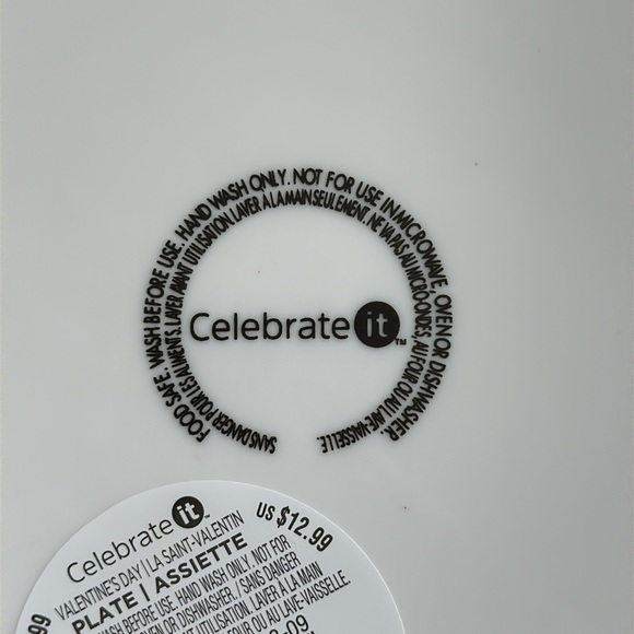 NWT -Set of 3- Eight Inch (8”) “OOH LALA” Plates - Picture 4 of 6